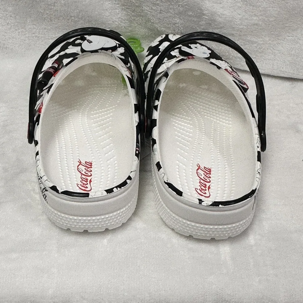 CROCS coca cola